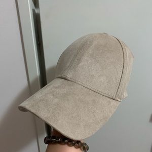Aritzia sueded Hat